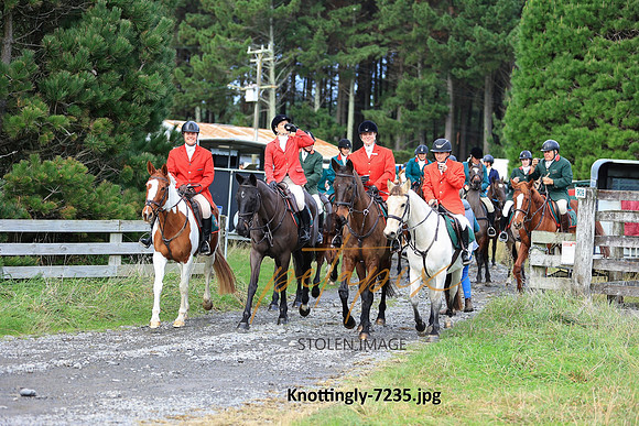 Knottingly-7235