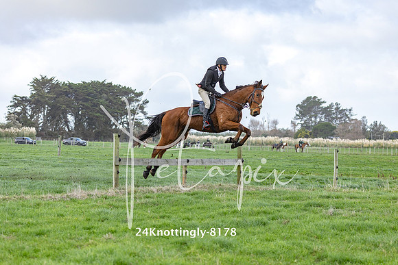 24Knottingly-8178