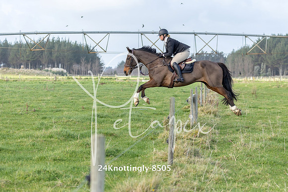 24Knottingly-8505