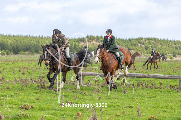 24Knottingly-8306