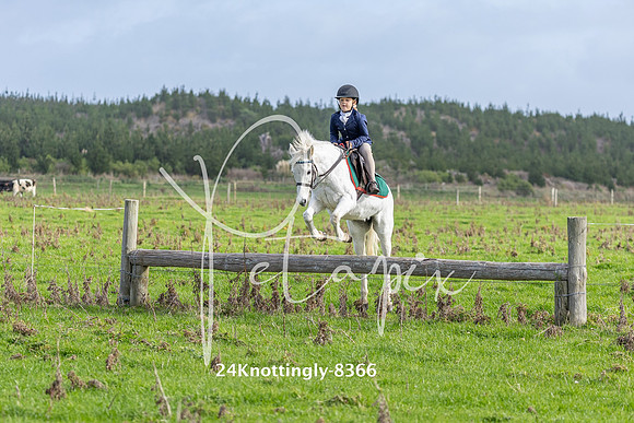 24Knottingly-8366