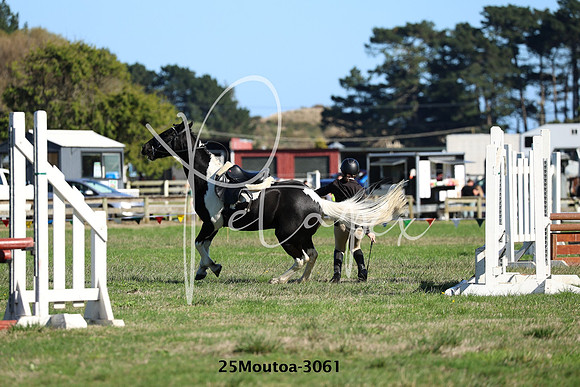 25Moutoa-3061