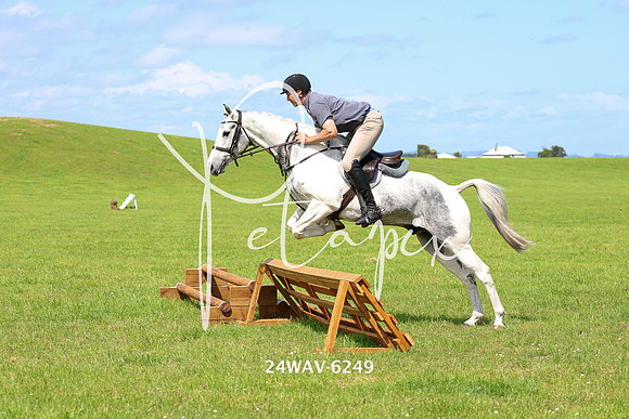24WAV-6249
