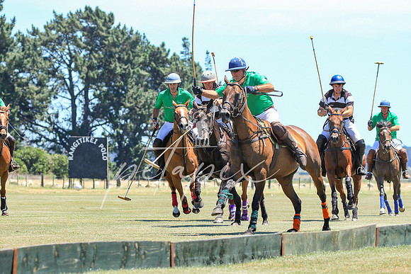 polo-0889