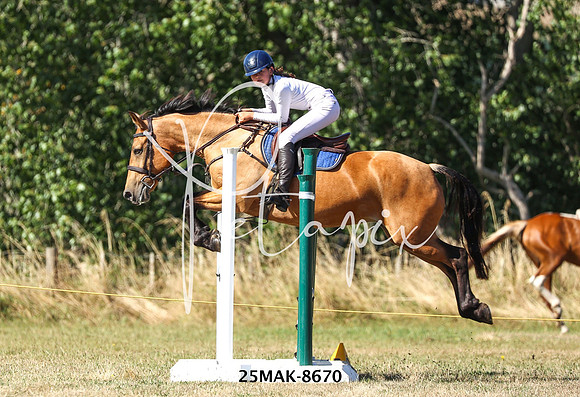 25MAK-8670
