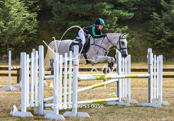 25NIPCHAMPS3-0059